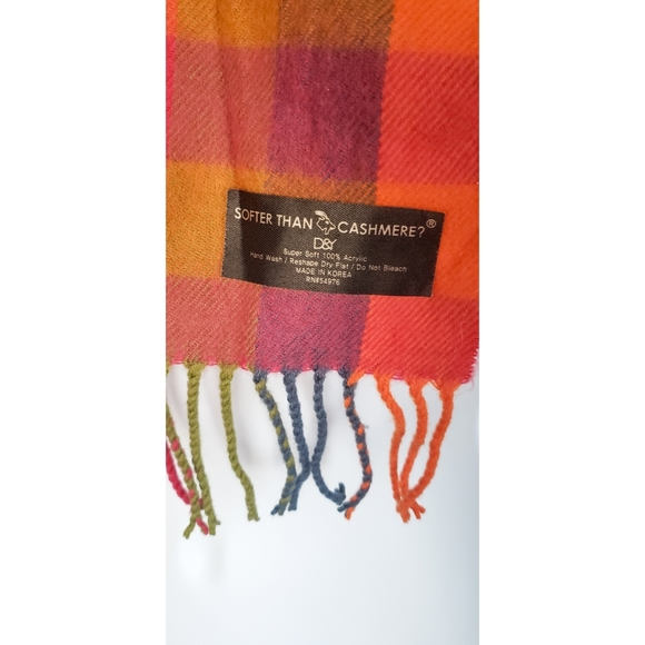 NEW!!! Multicolor Plaid Scarf - Picture 9 of 10